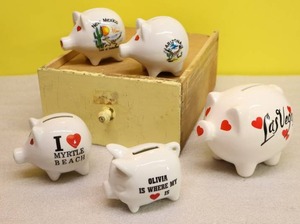 lot 26 image: Vintage Pig Piggy Coin BanksHand-Painted Porcelain Myrtle Beach Las Vegas New Mexico Arizona Olivia Minnesota