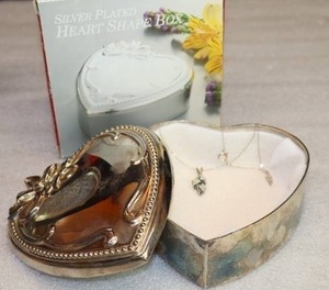lot 19A image: Vintage Designer WM Sterling Grape Leaf Pendant wan 18-inch Chain Marked and Silver-Plated Heart Shaped Box