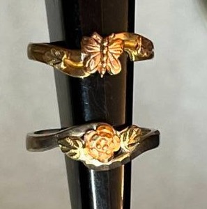 lot 17A image: Vintage Black Hills Gold Butterfly Leaf 10K Ring, BHG 10K Rose Leaf Sterling Silver Ring