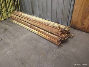 lot 143 image: Entire Pile of 106 Pallet Rack Beams