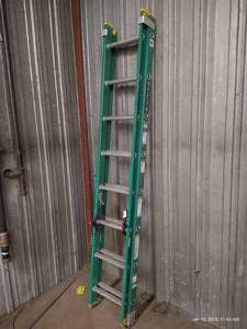 lot 159 image: Louisville 16 Fiberglass Extension Ladder