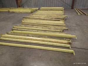lot 153 image: (6) 106 Pallet Rack Beams