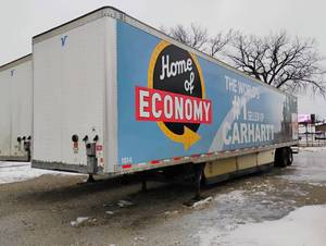 lot 3 image: 2015 Vanguard Maxcube Van Trailer