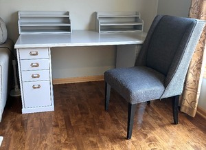 lot 38 image: Five Piece White Desk with Chair