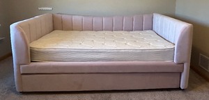 lot 18 image: Little Seeds Valentina Kids Twin Upholstered Daybed with Trundle, Pink Velvet