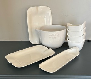 lot 211 image: White Serving Pieces and Mixing Bowl by Audreys and Villeroy & Boch