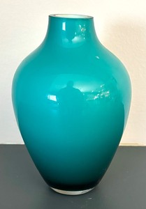 lot 138A image: Villeroy & Boch Tiko Vase