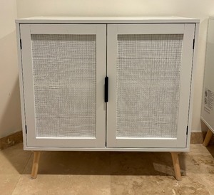 lot 267 image: White Aldi Sohl Cabinet