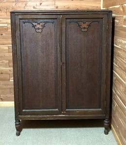 lot 269 image: Vintage Wardrobe Cabinet