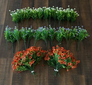 lot 275 image: Faux Florals Stems