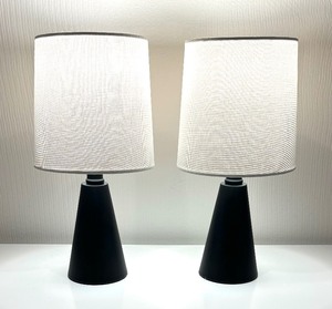 lot 293 image: Pair of Petite Stylish Table Lamps