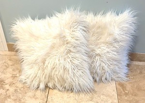 lot 304 image: Two Furry White Accent Pillows