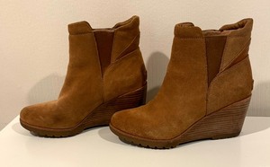 lot 342 image: Sorell Wedge Boots Size 10