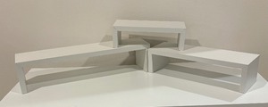 lot 355 image: Three Decorative White Shelves