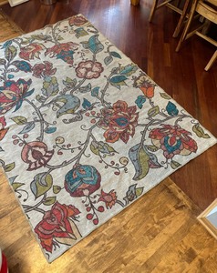 lot 401 image: Frida Floral Rug by Ruggable