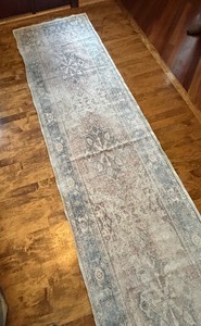 lot 239C image: Lovely Ruggable Rug  Runner