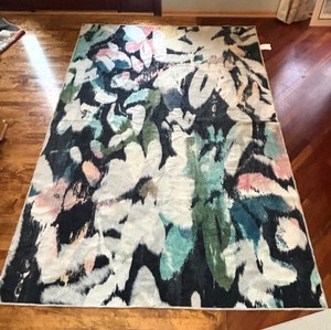 lot 69C image: Kalina Multi Colored Ruggable Rug