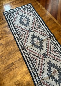 lot 113C image: Desert Sumac Ruggable Rug  Runner