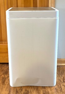 lot 418 image: Kohler 13 Gallon Waste Can