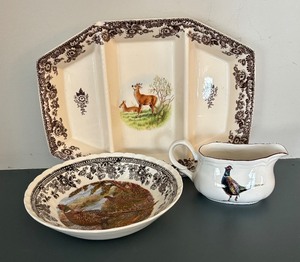 lot 447 image: Spode Woodland Platter, Queens Bowl and Petite Stanhome Pitcher