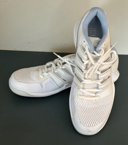 lot 454 image: Nike Size 11 Shoes