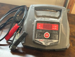 lot 478 image: Schumacher SC8 Battery Charger