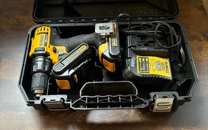lot 426C image: DeWalt DCD780 Cordless Drill Driver