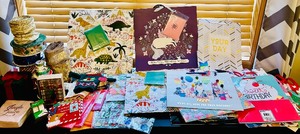 lot 322 image: Large Variety of Gift Bags, Ribbon, Cards and More