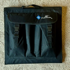 lot 332 image: LS Pro Photo Studio and Tripod
