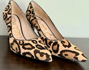 lot 152 image: Sam Edelman Leopard Dress Pumps