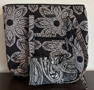 lot 143 image: Vera Brady Black and White Paisley Tote Bag and Wallet