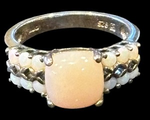 lot 179K image: Stunning Sterling Silver Ring