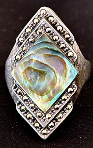 lot 18C image: Vintage Sterling Silver Abalone and Marcasite Art Deco Style Ring