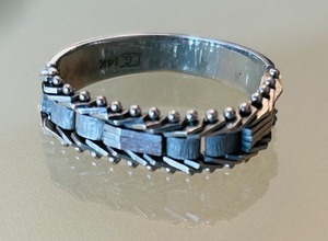 lot 38C image: 14k Link Ring