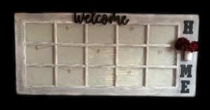 lot 8 image: Vintage Window Pane Decorative Wall Hanging