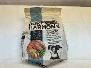 lot 134 image: L. 3x 3.5lb Pure Harmony Dog Food-Chicken, Barley & Pea