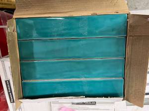 lot 8 image: 8x 40 pcs. Cases Amadis Aquamarine