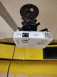 lot 51 image: Epson PowerLite 3LCD Projector Home Cinema 1040 with remote, Peerless ceiling mount