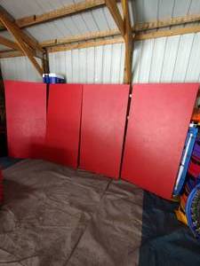 lot 123 image: (4) Red ZEBRA Mats 2 thick 2m x 1m so approx 3 3 x 6 5