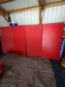 lot 124 image: (4) Red ZEBRA Mats 2 thick 2m x 1m so approx 3 3 x 6 5