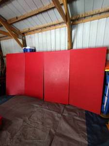 lot 126 image: (4) Red ZEBRA Mats 2 thick 2m x 1m so approx 3 3 x 6 5