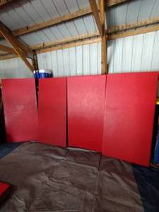 lot 132 image: (4) Red ZEBRA Mats 2 thick 2m x 1m so approx 3 3 x 6 5
