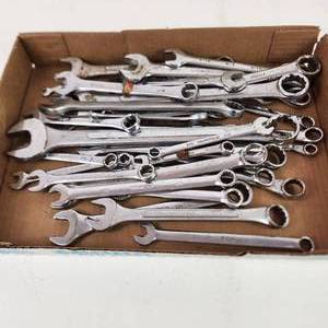 Large Lot Of Miscellaneous Brands Wrenches Great Condition