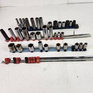 A mixture of 38 Sockets