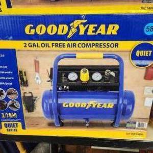 Good Year 2 Gal Oil Free Air Compressor Quiet NEW