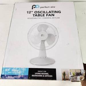 Perfect Aire 12 Oscillating Table Fan Adjustable Tilt Powerful Air Flow