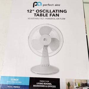 Perfect Aire 12 Oscillating Table Fan Adjustable Tilt Powerful Air Flow