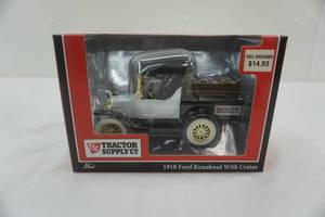 lot 6 image: Ertl TSC diecast truck, 1918 Ford Runabout