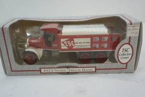 lot 19 image: Ertl 1925 Stake Truck Bank, diecast model