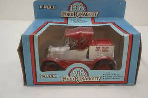 lot 38 image: 1918 Ford Runabout diecast model
